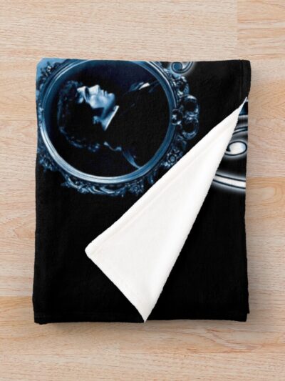 Alternative view of Vintage Romantic Drama Glow Throw Blanket